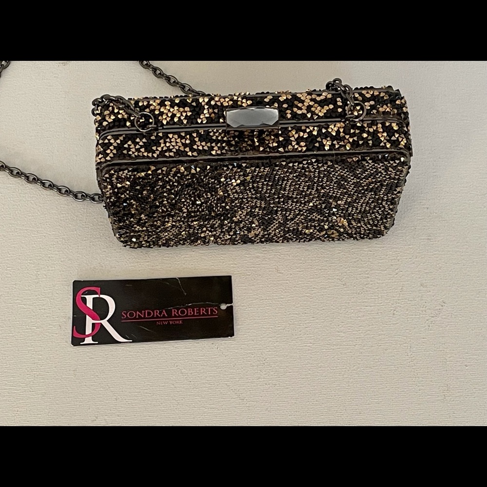 SONDRA ROBERTS - GOLD EVENING BAG - Picture 6 of 10